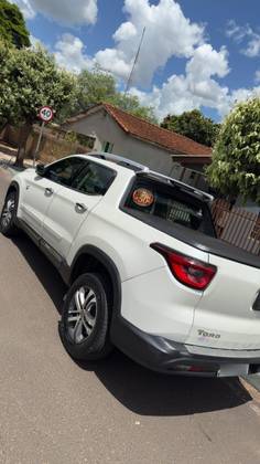 FIAT TORO 2.0 16V TURBO DIESEL VOLCANO 4WD AT9